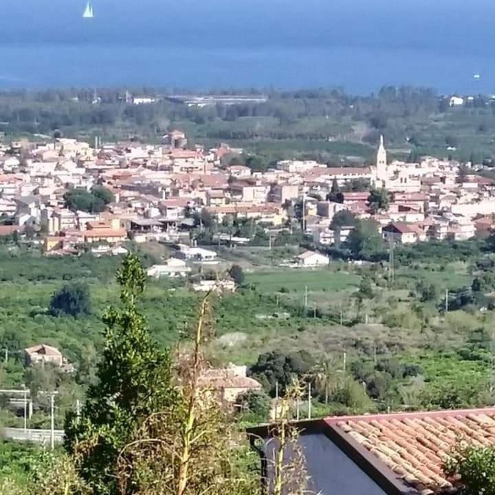 Piedimonte Mare Etna Villa Fiumefreddo di Sicilia Kamer foto